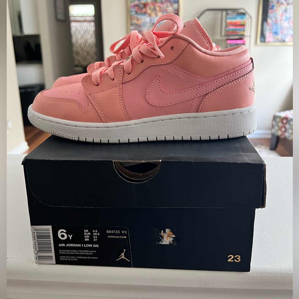 Jordan 1 Low